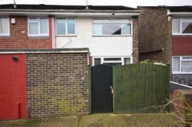 3 Bedroom End of Ter...